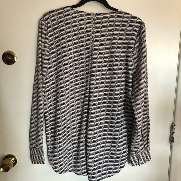 Ann Taylor long sleeve blouse - Picture 3 of 4